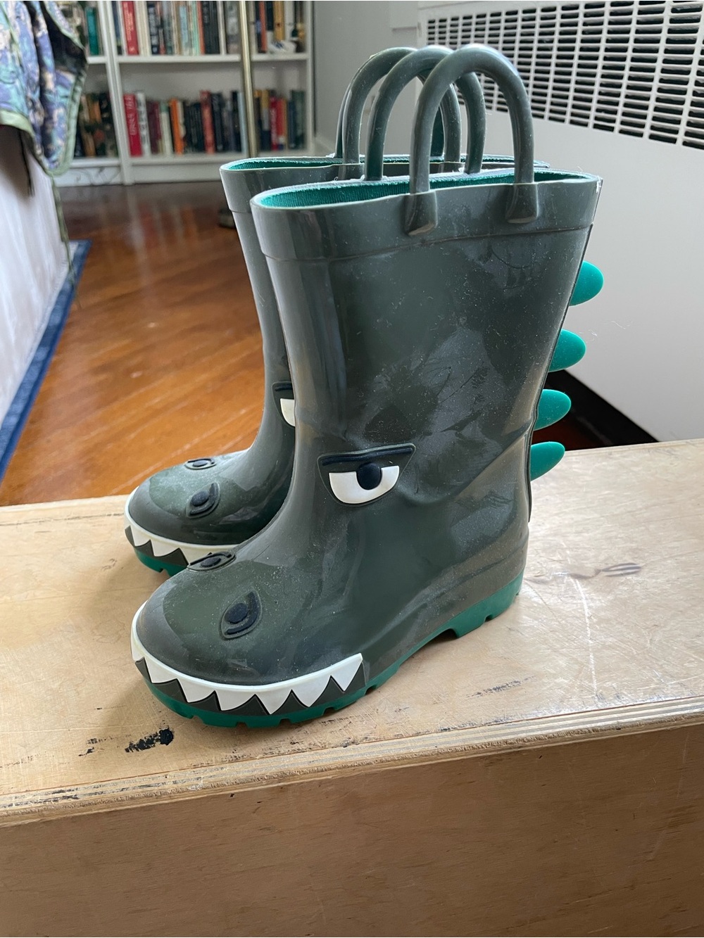 Cat & Jack Green Dino Rain Boots with Teal Accents